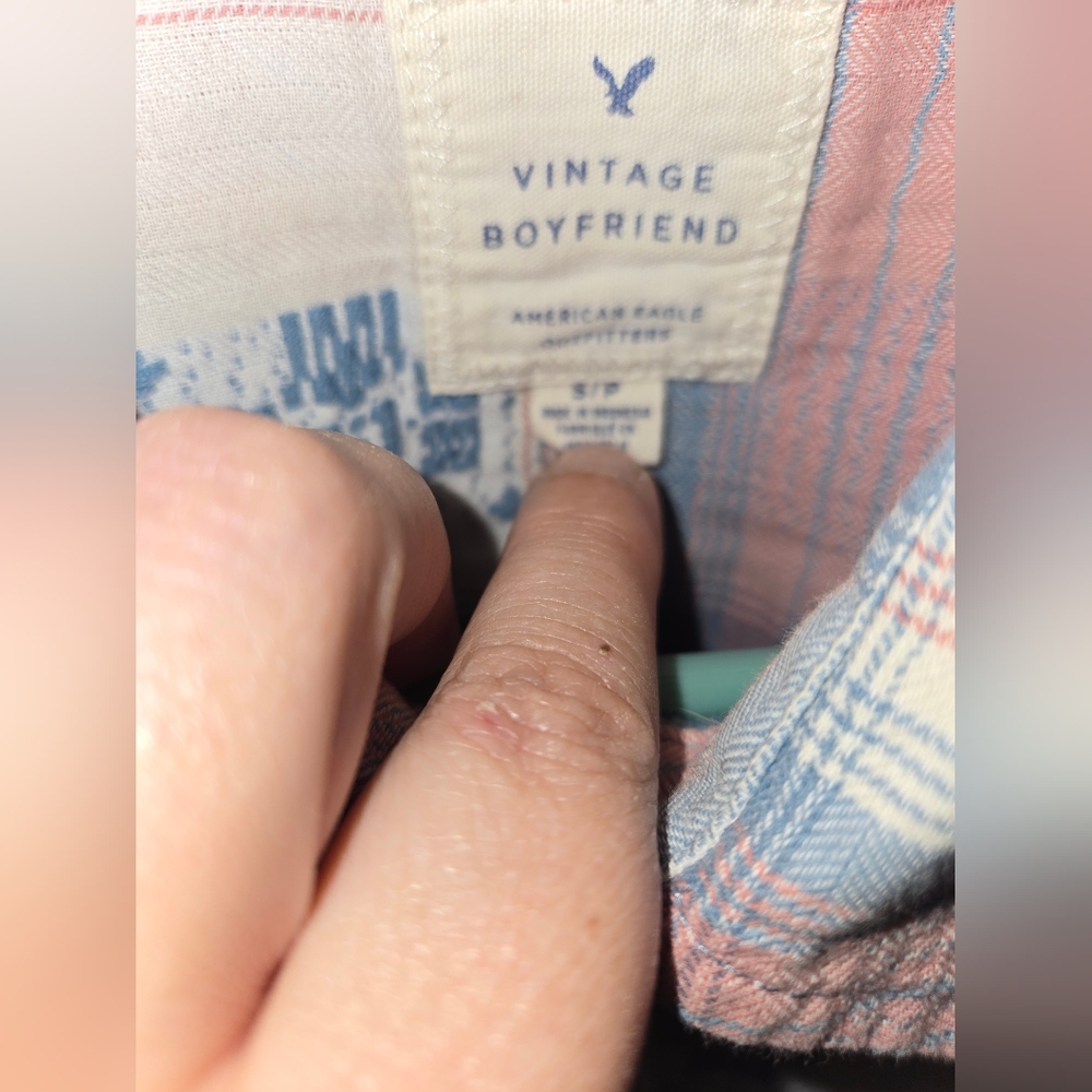 ####American Eagle Vintage Boyfriend Shirt - Picture 4 of 5